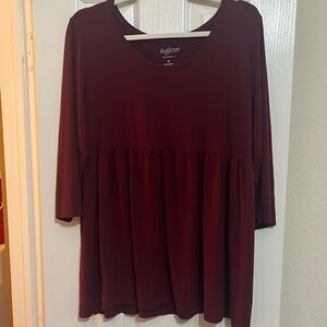 Kohl’s a:glow maternity maroon 3/4 sleevee flutter blouse